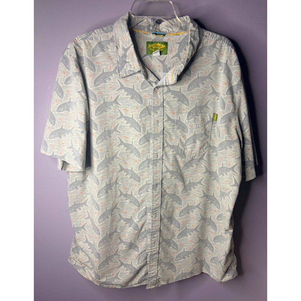 Marsh Wear Mens XL Shark Print Short Sleeve Button Down Shirt Grey Performance